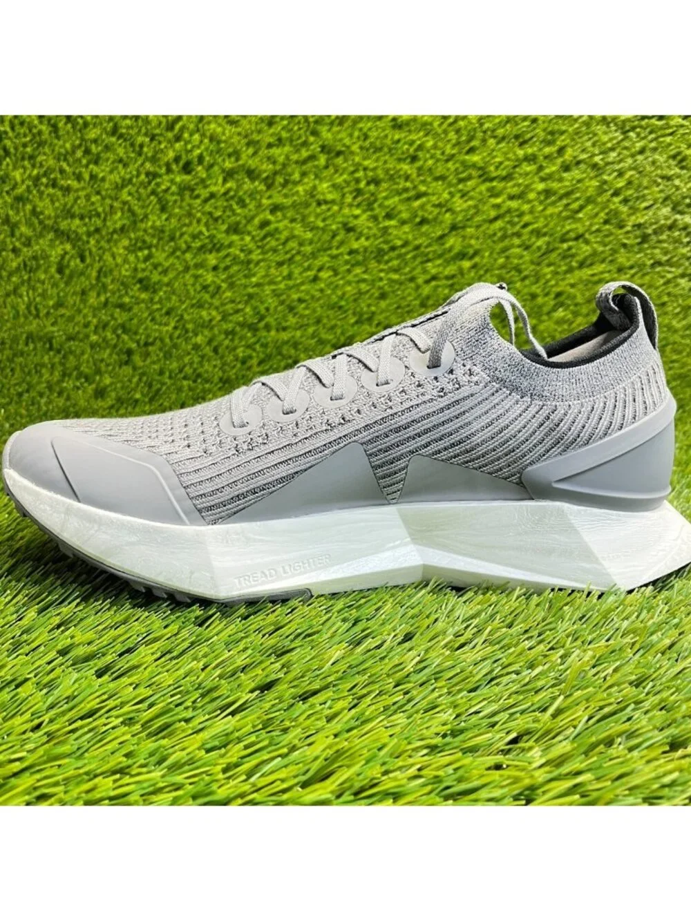 Allbirds Tree Flyer 2 Womens Size 10.5 Medium Gray White Running Shoes Sneakers